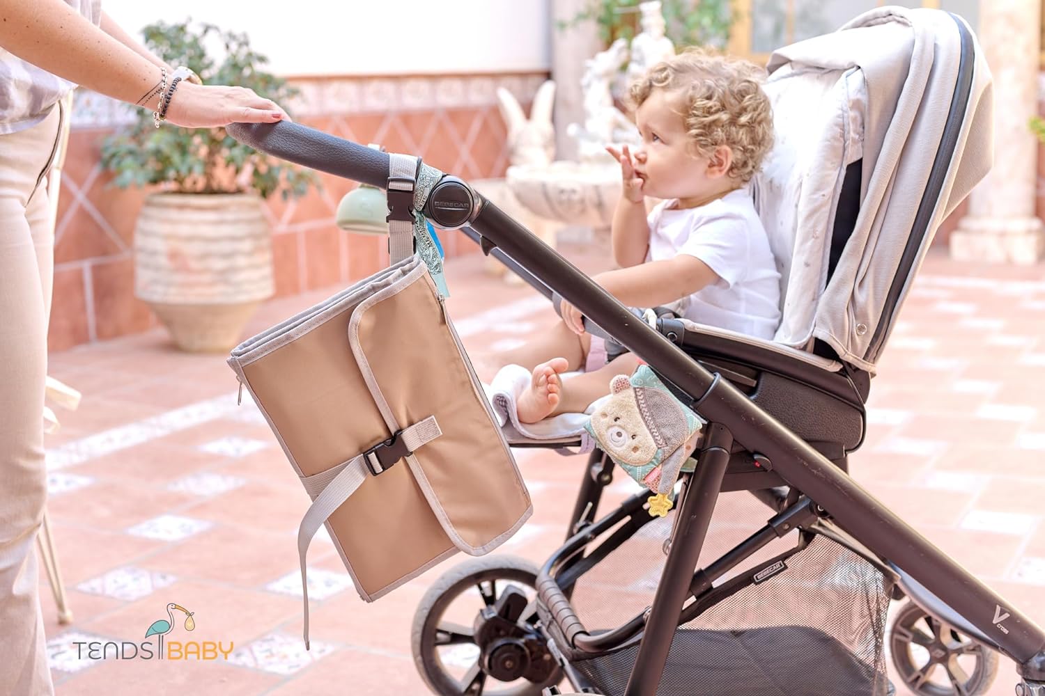 cambiador plegable para bebé con sujeción