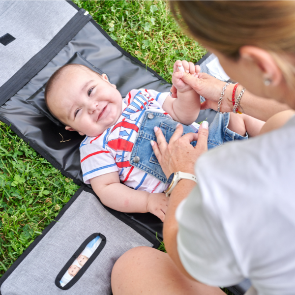 cambiador portátil impermeable con bolsillos